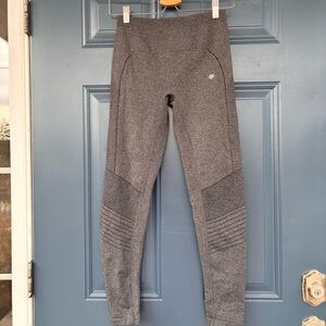 Jilla Active grey seamless Marl Moto Performance Leggings Size Medium